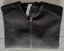 LORNA  JANE  Black L/Sleeve