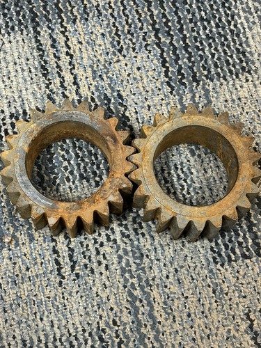 Vintage cast iron gear - 4, 1/2"