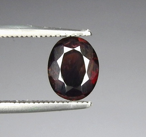 Rare 9ct color - color, garnet