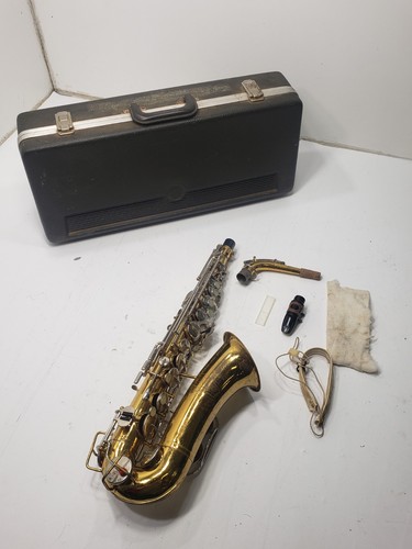 Bundy selmer alto saxophone - saxophone, sn