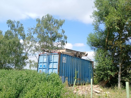 Car trailer tiltbed - car,