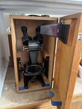 Prior microscope in original wooden box and accessories. Binocular. 