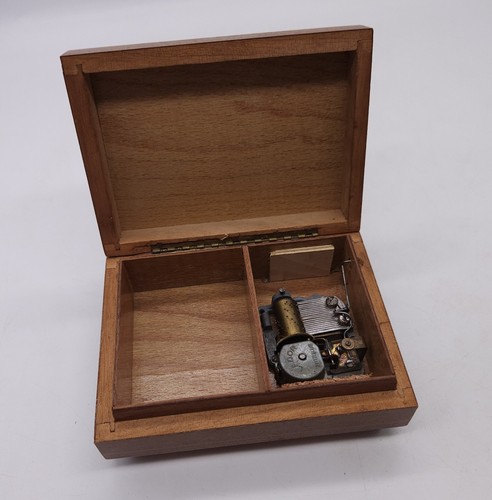 Vintage lador switzerland - vintage,