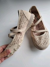 Skechers Beige Lacey Relaxed