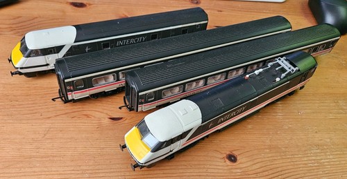 Hornby intercity 125 hst 00 - hornby,