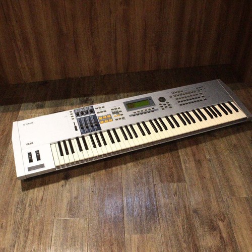 Yamaha motif es7 keyboard - motif,