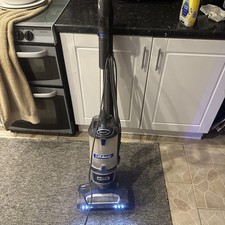 Shark  NV601UK Lift-away