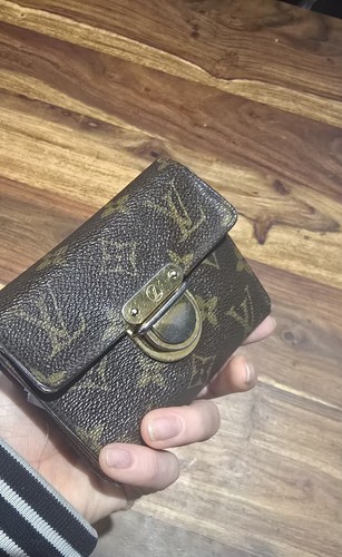 Louis vuitton small wallet - louis,