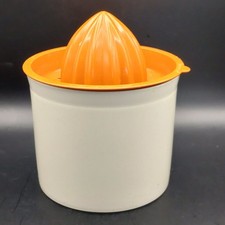 Tupperware Lemon Squeezer Orange Beige Juicer Vintage Retro Kitchenware Prop