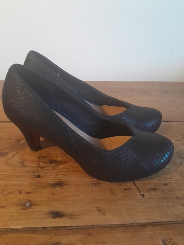 Clarks black leather court - clarks,