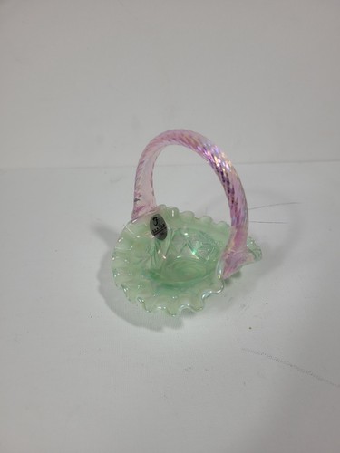 Fenton willow green opalescent - willow,