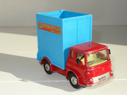 Corgi 503 chipperfields - corgi,