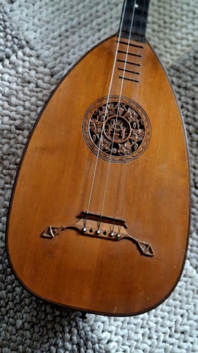 Old gitarre laute guitar - laute,