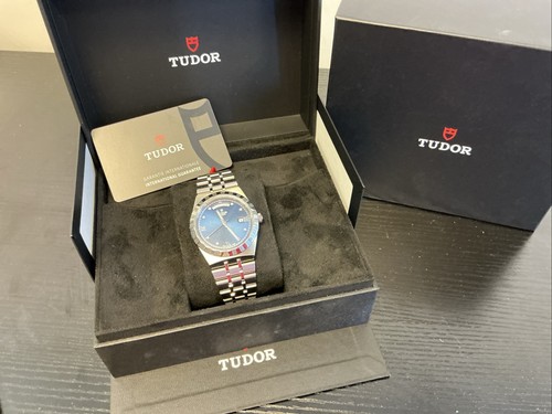 Tudor royal blue - watch,