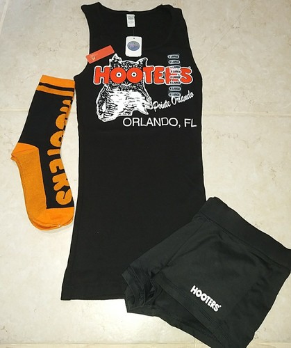 Hooters top large shorts - xl,