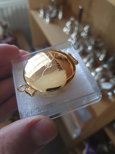 Small brass pyx come holy - small,