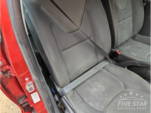 Renault clio front seat belt - renault,