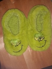 Grinch Slippers. Kids About