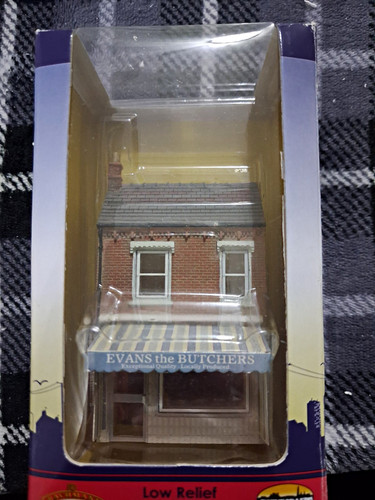 Bachmann low relief butchers - bachmann,