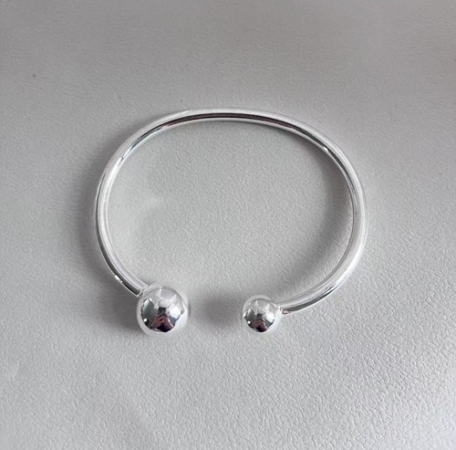 Stylish minimalist torque cuff - minimalist,