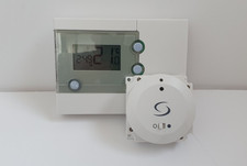 Salus RT501RF Wireless Room Thermostat and Salus RXBC605