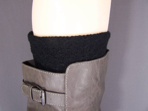 Black textured ribbed sweater