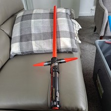 Disney Store Star Wars Kylo Ren deluxe Ultimate FX Lights and Sound Lightsaber