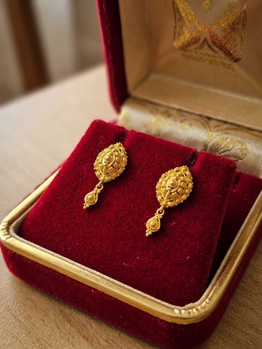 22ct indian gold screw stud - gold,