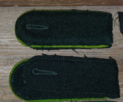 Pair shoulder - pair, of
