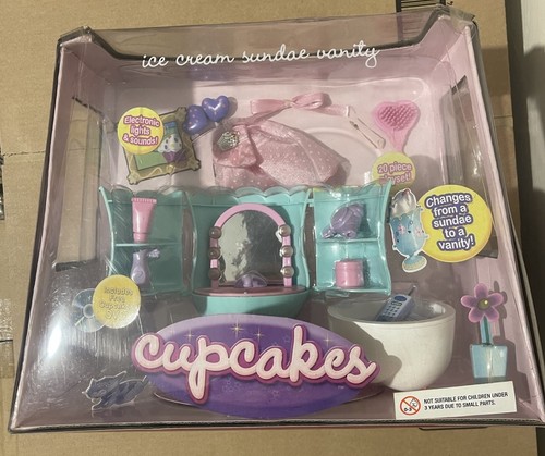 Cupcakes ice cream sundae - ice,
