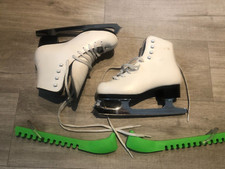GAM 120- 2.5 B-3305 white ice skates + John Wilson Blades HFKHE 8.25 See Descrip