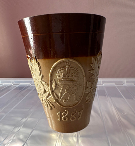 Queen victoria golden jubilee - golden,