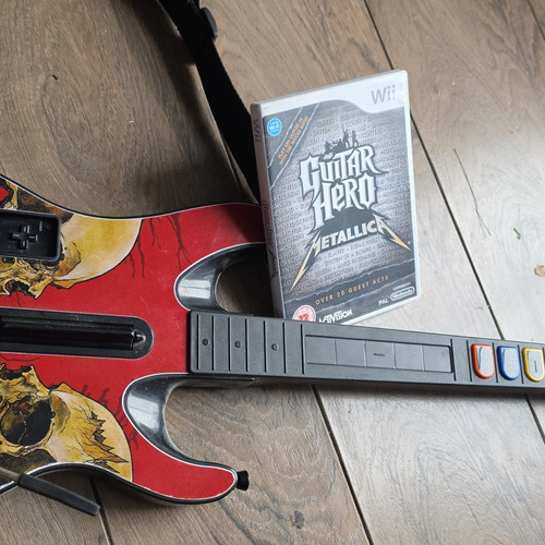 Nintendo wii guitar hero - guitar,