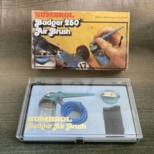  Excellent Collectable Condition VINTAGE Humbrol Badger 250 Set - With Box 