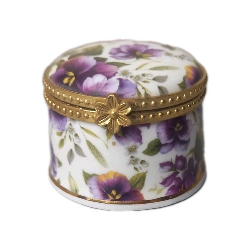Fenton china mum trinket - china, 'mum'