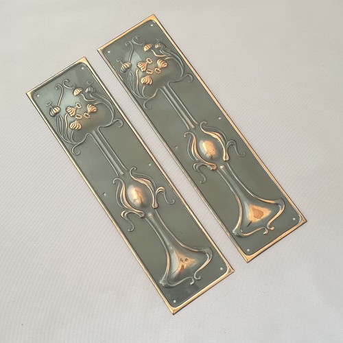 Pair 1900s art nouveau - art, finger