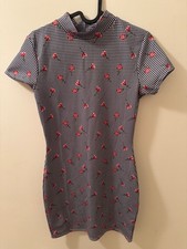 Boohoo dogtooth bodycon dress