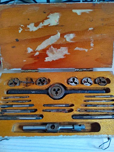 Tap die set imperial - &,