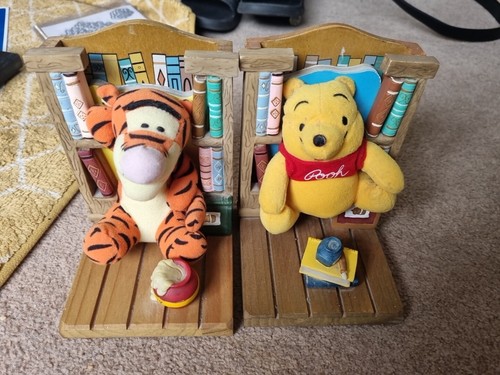 Disney winnie the pooh bookend - the,