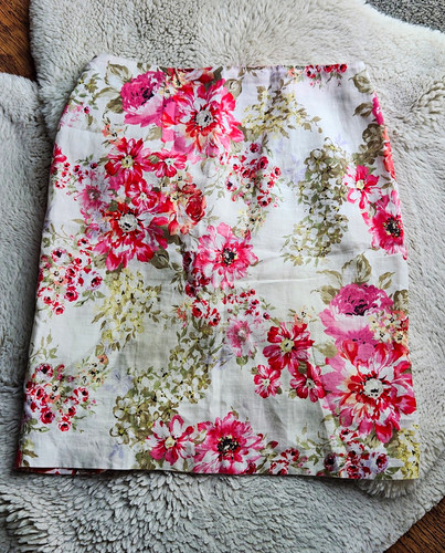 Laura ashley linen floral - laura,