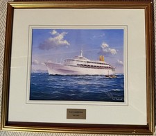 P&O Canberra Framed Ship Print