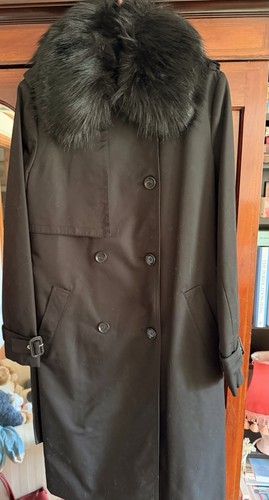 Zara woman black trench coat - ,