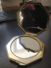 Pretty Vintage Ladies Compact