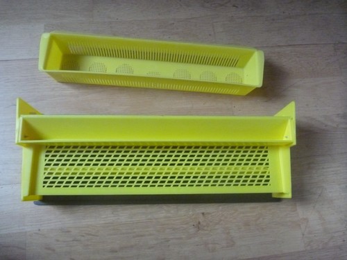 Bee pollen trap - trap, tool