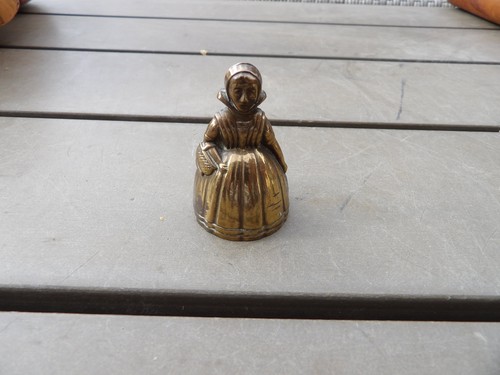 Small vintage brass tudor - small,
