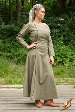 Medieval Priestess Green