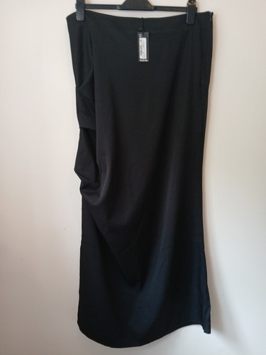 Boohoo nwt size parachute - nwt,