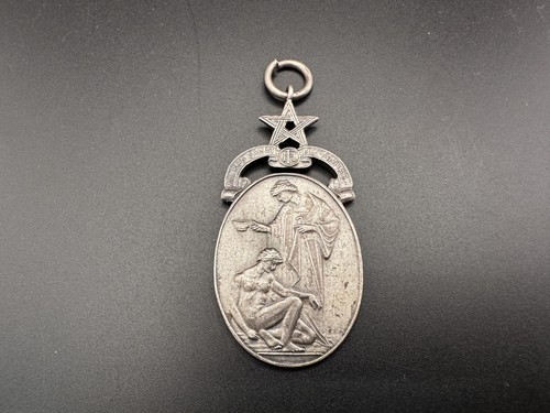 Royal masonic hospital jewel - masonic,