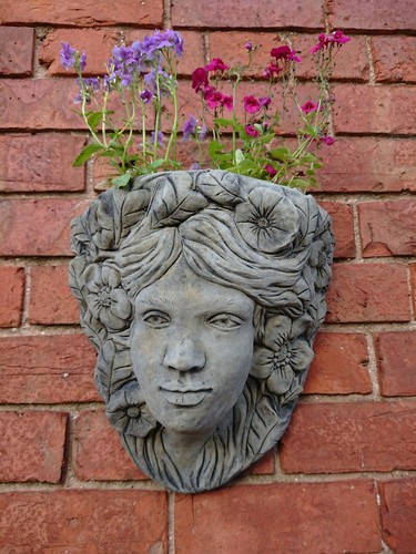Stone garden large lady face - stone,