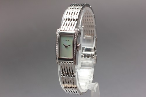 Near mint gucci ladies - [near, mint]